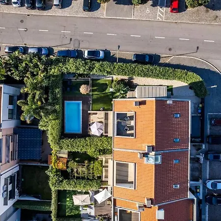 Atlantic House - Beachfront Luxury *